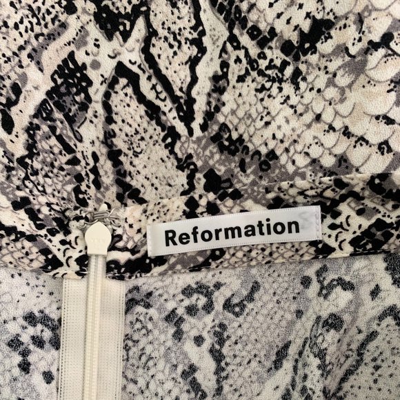 Reformation Bea Skirt Neutral Snake in Size 4 - Picture 5 of 6